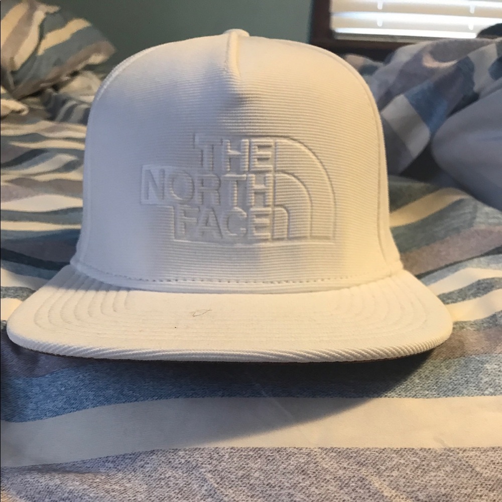 All white north face SnapBack